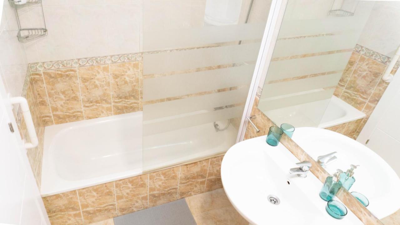 Carvajal Apartment Parking Malaga ベナルマデナ エクステリア 写真