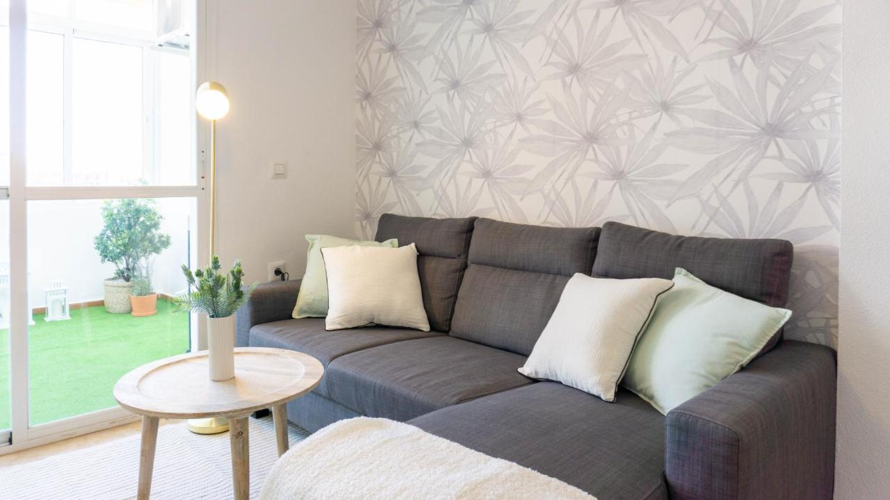Carvajal Apartment Parking Malaga ベナルマデナ エクステリア 写真