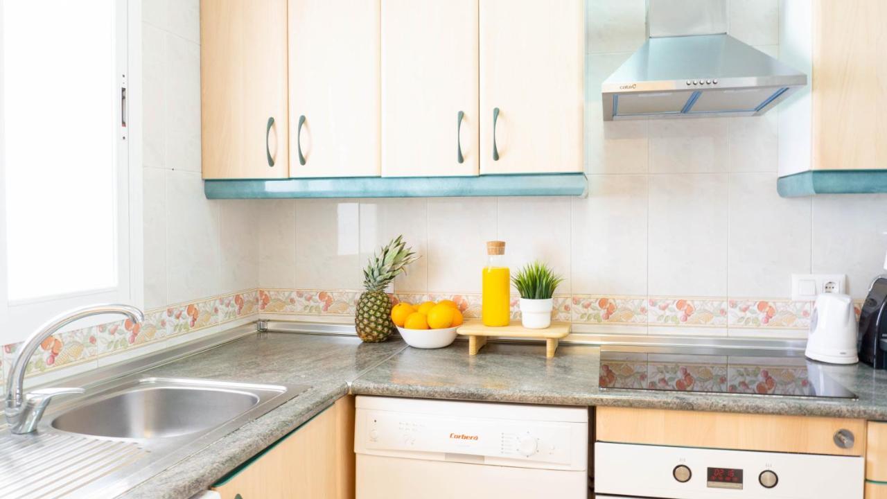 Carvajal Apartment Parking Malaga ベナルマデナ エクステリア 写真